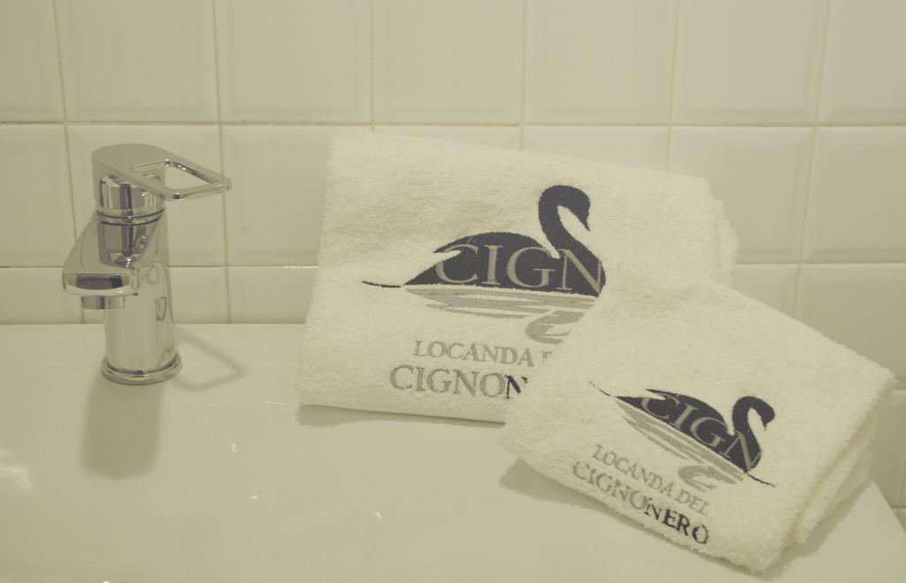 Residenza D'Epoca Locanda Del Cigno Nero 산톨체세 외부 사진