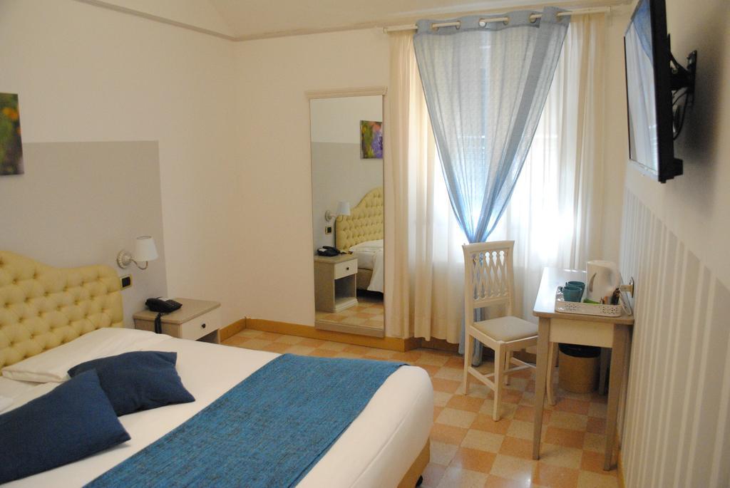 Residenza D'Epoca Locanda Del Cigno Nero 산톨체세 외부 사진