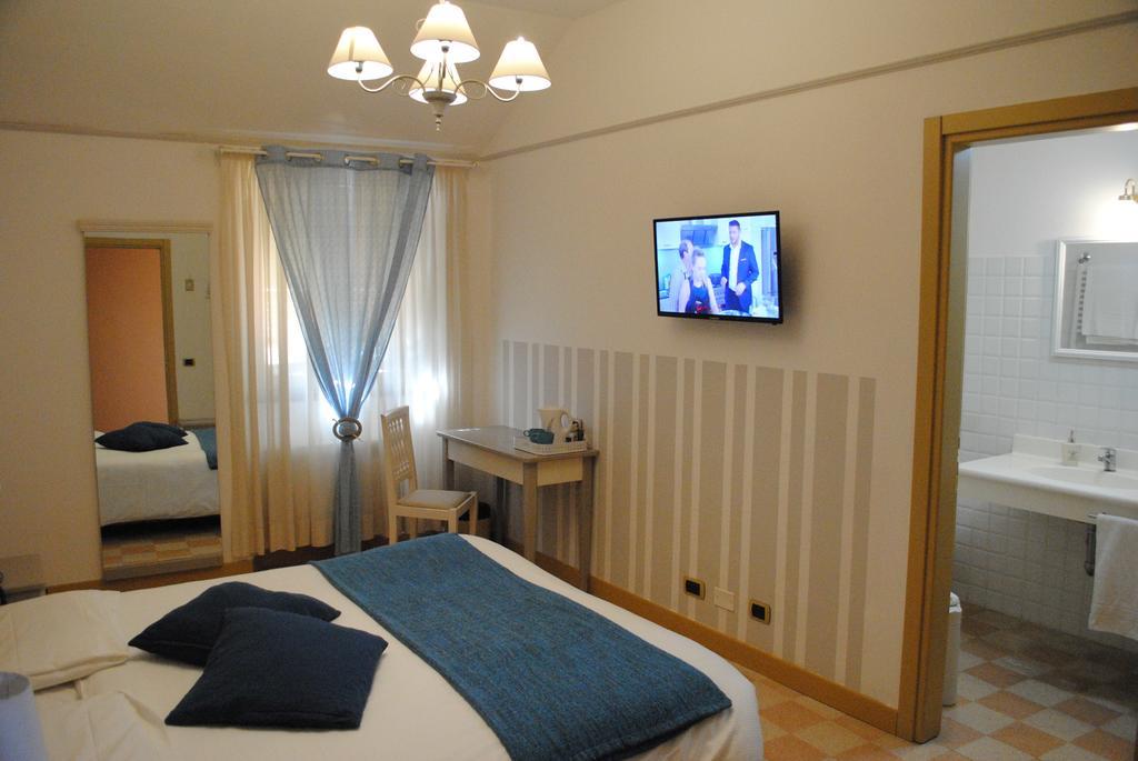 Residenza D'Epoca Locanda Del Cigno Nero 산톨체세 외부 사진